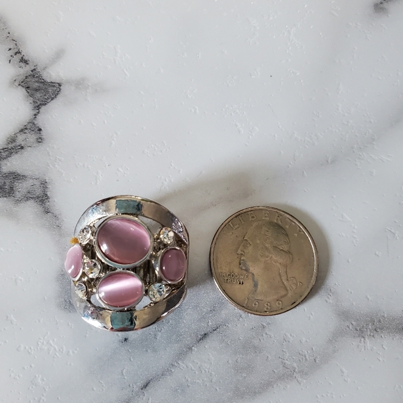 Silver Tone Stretch Ring with Pink Stones 💥3 for $24💥 - Picture 5 of 14